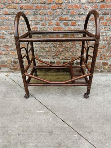Vintage rotan trolley jaren 70  beschikbaar voor biedingen
