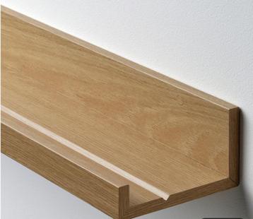 Drie foto of schilderijplanken beschikbaar voor biedingen