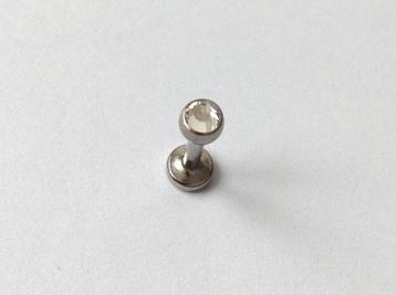 Labret avec strass pour piercing en acier chirurgical 316L beschikbaar voor biedingen