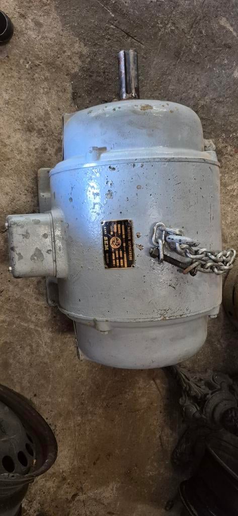 Moteur Sam avec tableau électrique 30cv, Autos : Pièces & Accessoires, Enlèvement