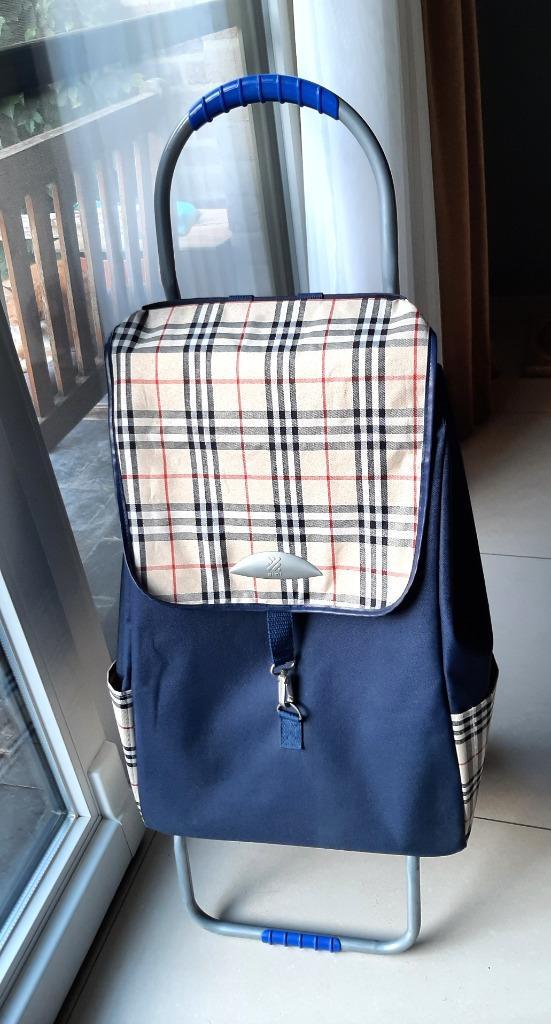 Te koop: Handige geruite boodschappen trolley., Handtassen en Accessoires, Koffers, Gebruikt, Ophalen