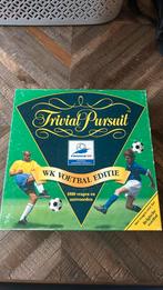Trival pursuit wk voetbal editie 98, Hobby & Loisirs créatifs, Jeux de société | Jeux de cartes, Parker, Utilisé, Enlèvement ou Envoi
