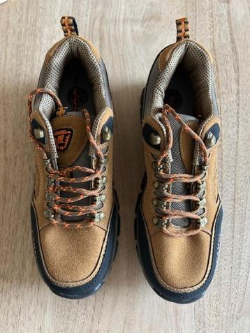 Wandelschoenen heren beschikbaar voor biedingen