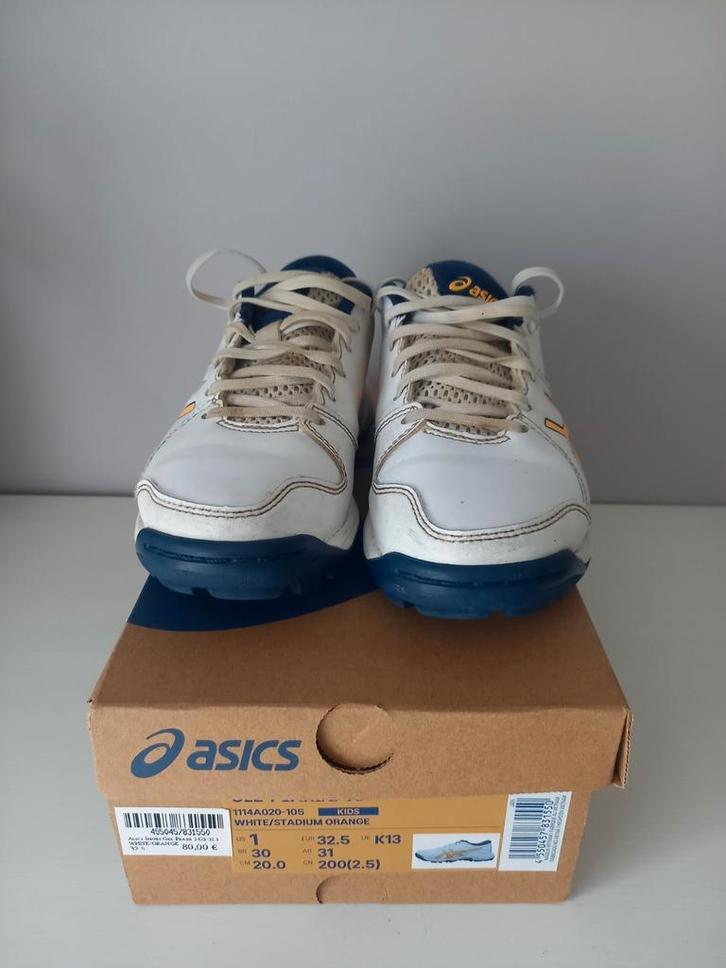 Chaussures ASICS hockey 32,5 GEL-PEAKE comme neuves, Enfants & Bébés, Vêtements enfant | Chaussures & Chaussettes, Comme neuf