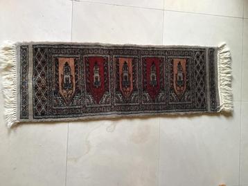 vintage 100% puur wollen gebedstapijtje beschikbaar voor biedingen