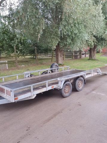Autoremorke aanhangwagen  beschikbaar voor biedingen