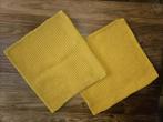 Lot 2 housses coussin moutarde ocre 45 x 45 cm, Huis en Inrichting, Woonaccessoires | Kussens, Ophalen of Verzenden, Gebruikt