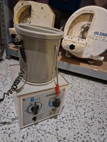 Elektrolytische polijstmachine  beschikbaar voor biedingen