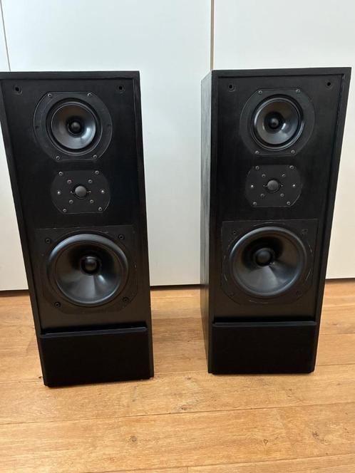 B&W Bowers & Wilkins DM2 MK2, Audio, Tv en Foto, Luidsprekerboxen, Gebruikt, Front, Rear of Stereo speakers, 120 watt of meer