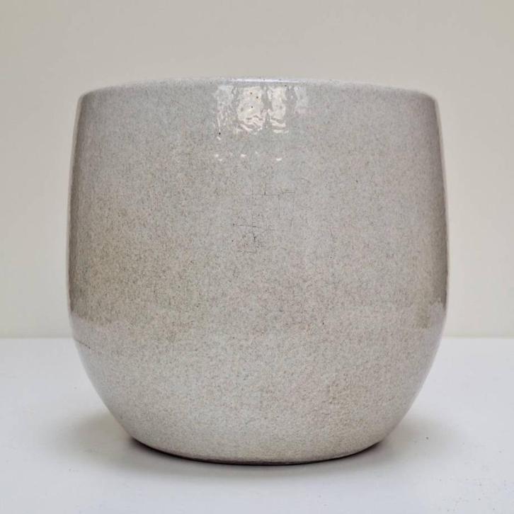 Grijswitte cache pot in aardewerk, Tuin en Terras, Bloempotten, Nieuw, Aardewerk, Binnen, Balkon, Minder dan 40 cm, Minder dan 25 cm