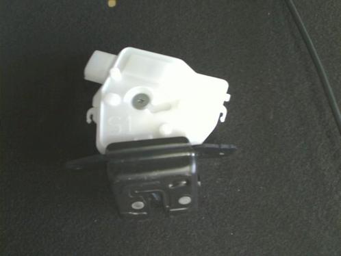 ACHTERKLEPSLOT Toyota Yaris IV (P21 / PA1 / PH1) (01-2020/-), Auto-onderdelen, Carrosserie, Achterklep, Toyota, Gebruikt