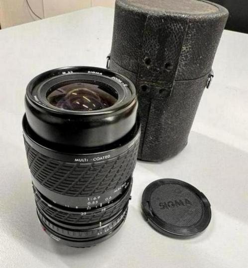 Sigma Zoom-E 1:3.5-4.5 f= 28-70 Multi-Coated + Canon adapt., Verzamelen, Foto-apparatuur en Filmapparatuur, Lens of Lenzen, Ophalen of Verzenden