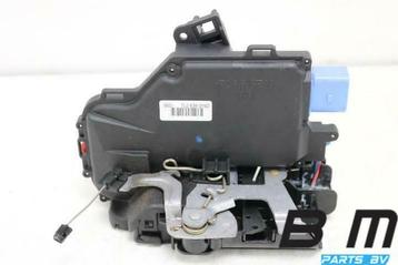 Portierslot rechtsachter VW Golf Plus 5 7L0839016D beschikbaar voor biedingen