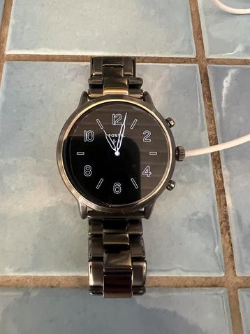 Montre comnectée Fossil pour homme beschikbaar voor biedingen