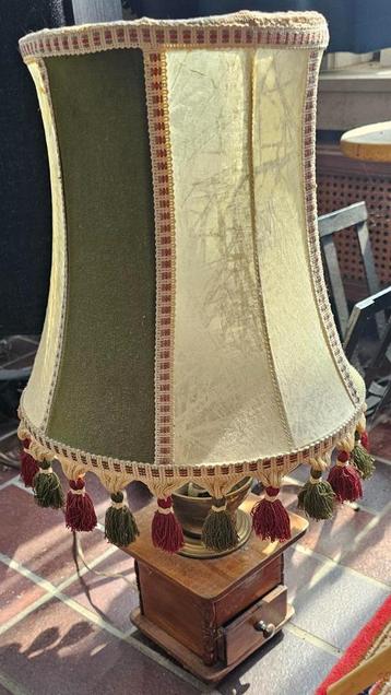 Vintage Lampenkap beschikbaar voor biedingen