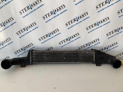 Intercooler van een Mercedes E-Klasse, Auto-onderdelen, Airco en Verwarming, Mercedes-Benz, Gebruikt, 3 maanden garantie, Ophalen of Verzenden