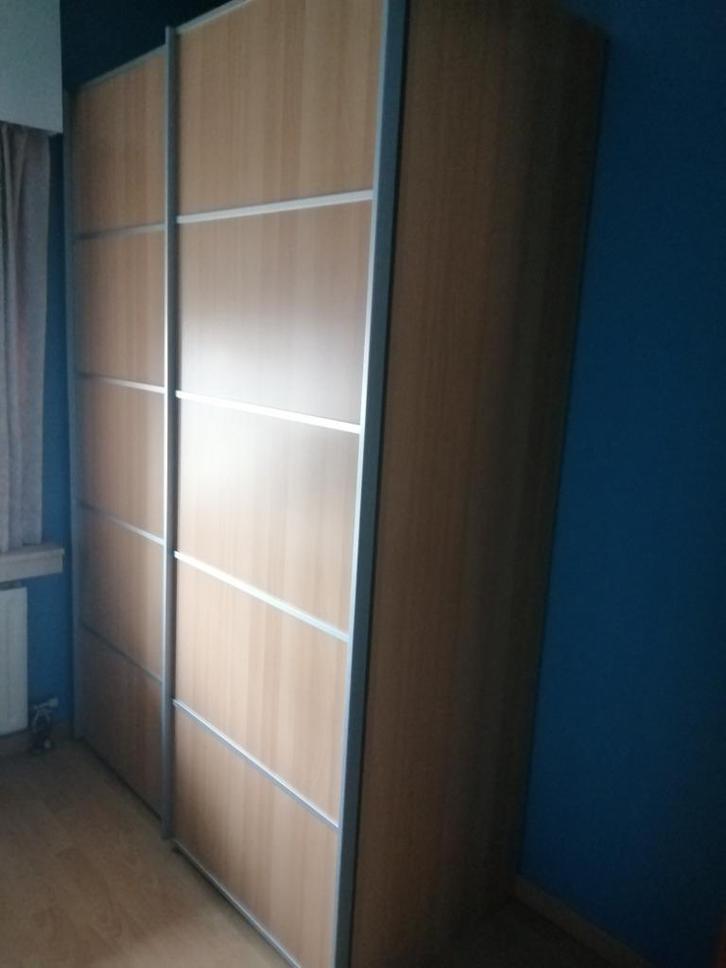 slaapkamerkast in beuk met schuifdeuren, Huis en Inrichting, Kasten | Kleerkasten, Gebruikt, 200 cm of meer, 150 tot 200 cm, 50 tot 75 cm