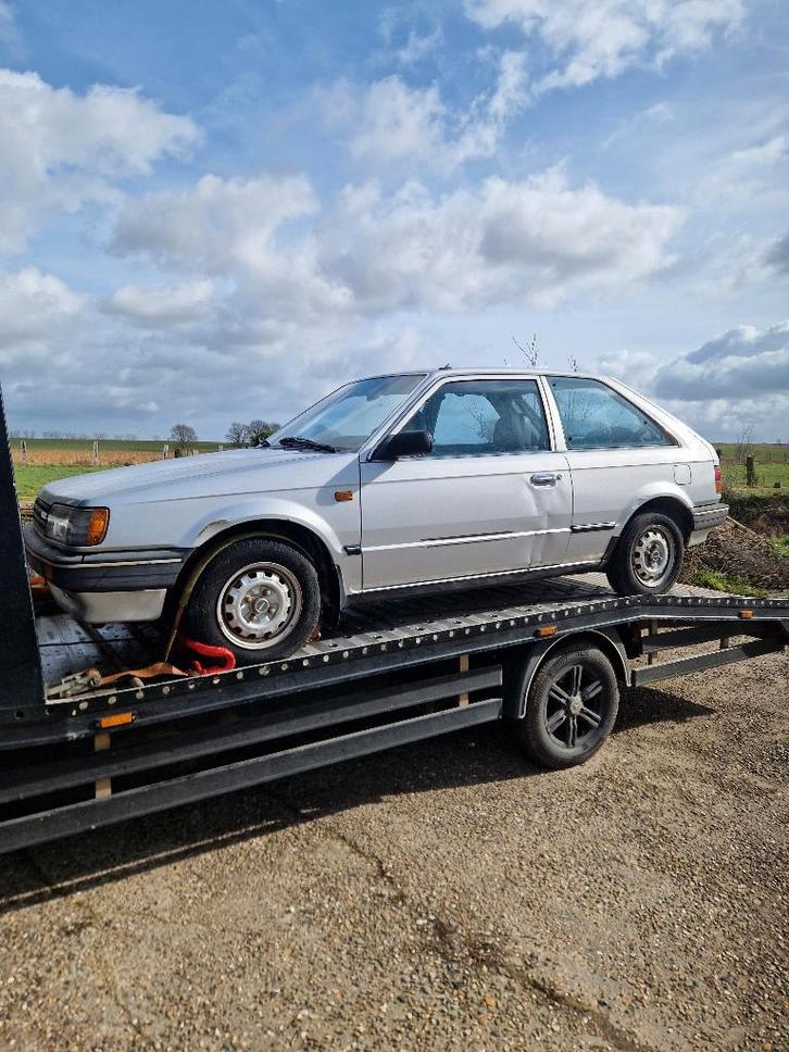 Mazda 323, Auto's, Mazda, Particulier, Benzine, 3 deurs, Handgeschakeld