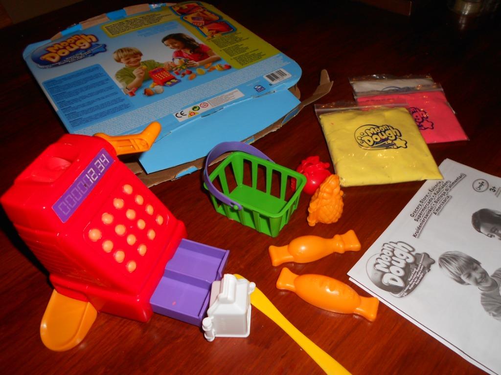 klei / moon dough, Kinderen en Baby's, Speelgoed | Educatief en Creatief, Zo goed als nieuw, Knutselen, Ophalen of Verzenden