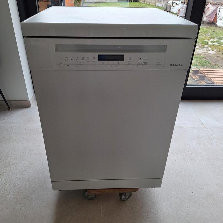 Miele vrijstaande vaatwasser te koop, Electroménager, Lave-vaisselle, Comme neuf, Autoportant, Classe énergétique A ou plus économe