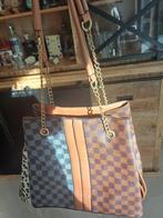 Mooie grote schoudertas, Ophalen of Verzenden, Zo goed als nieuw, Bruin, Overige merken