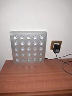 lampe sur mur, Enlèvement, Utilisé