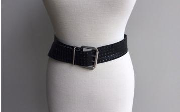 Ceinture large femme en cuir noir, Cuir véritable, Enlèvement ou Envoi, 100 cm ou plus, Porté