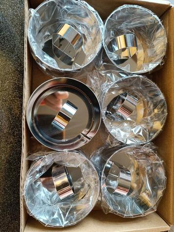 Set van 6 voedsel ringen beschikbaar voor biedingen