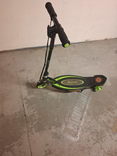 2 x e-steps voor kinderen in goede staat, Fietsen en Brommers, Steps, Gebruikt, Ophalen