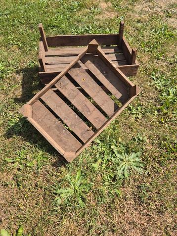 Vintage landelijke houten bakjes in allerlei maten beschikbaar voor biedingen