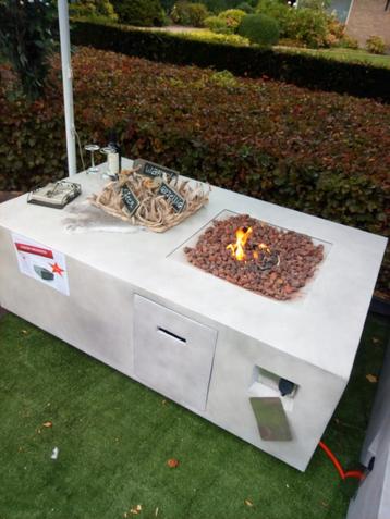 Vuurtafel rechthoekig (NIEUW) beschikbaar voor biedingen