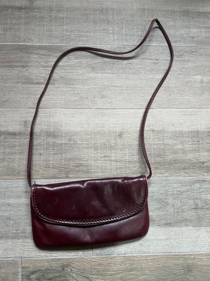 Leren Crossbody Tasje - Création Gabrielle - Bordeaux, Handtassen en Accessoires, Tassen | Schoudertassen, Zo goed als nieuw, Rood