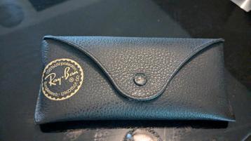 Ray-Ban zonnebril beschikbaar voor biedingen