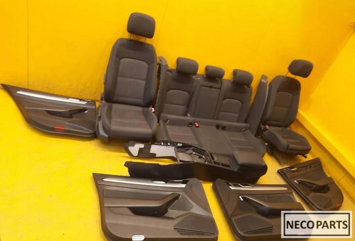 VW PASSAT B8 SEDAN INTERIEUR SET STOELEN ALLES LEVERBAAR!!!, Autos : Pièces & Accessoires, Habitacle & Garnissage, Volkswagen