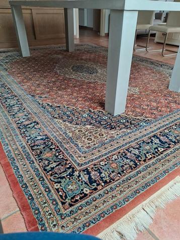 tapis 3m60 par 2m80 50% soie 50% laine, Enlèvement, Comme neuf