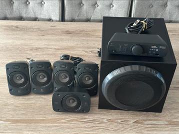 Home cinema speakers beschikbaar voor biedingen
