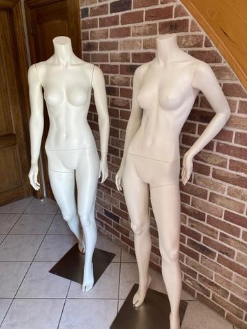 Mannequin femme  beschikbaar voor biedingen