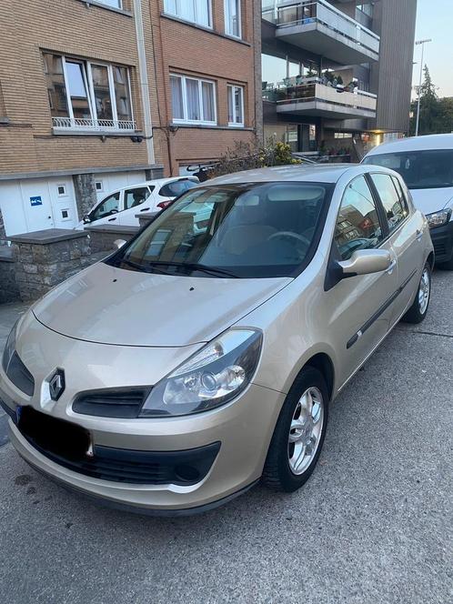 RENAULT KLAAR OM IN LICENTIE TE NEMEN, Auto's, Renault, Particulier, Clio, Benzine, Ophalen