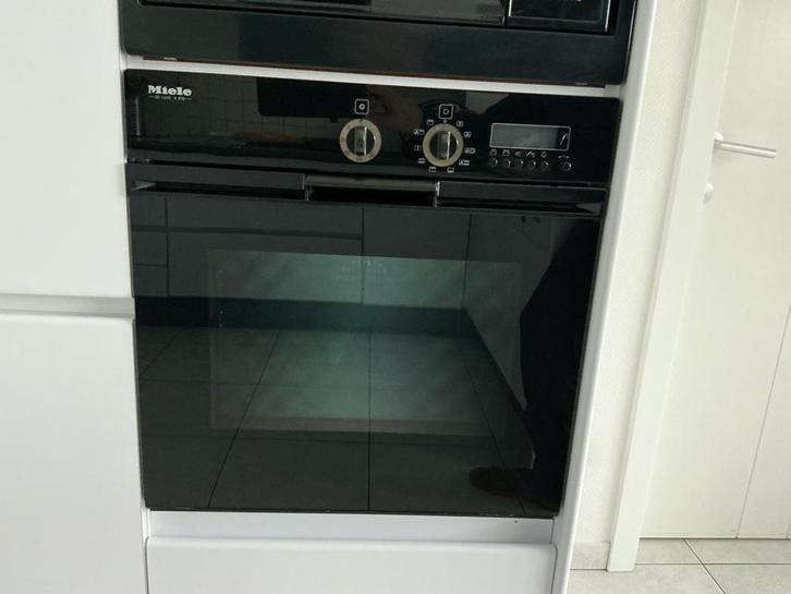 OVEN MIELE, Elektronische apparatuur, Ovens, Gebruikt, Inbouw, Oven, 60 cm of meer, 60 cm of meer, Hete lucht, Draaiplateau, Ophalen