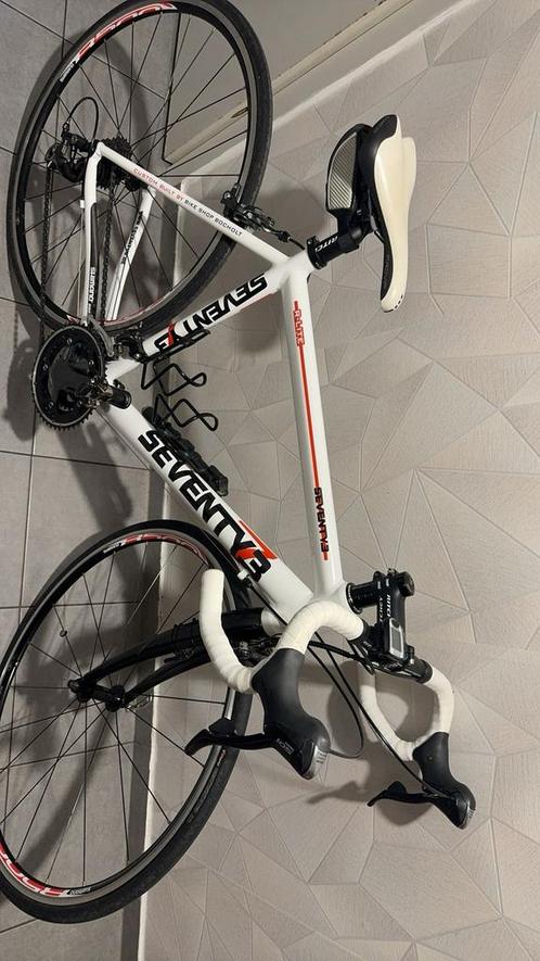Racefiets Seventy3 – Shimano 105 – wit/zwart/rood, Fietsen en Brommers, Fietsen | Racefietsen, Gebruikt, Overige merken, 15 tot 20 versnellingen