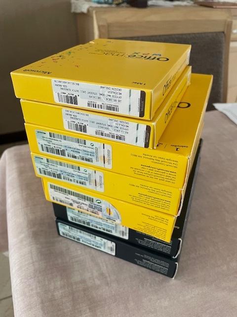 7x Office voor Mac 2011 - ongeopende Office Mac 2004, Informatique & Logiciels, Logiciel Office, Comme neuf, MacOS, Enlèvement ou Envoi