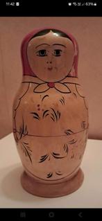 Oude Russische matryoshka-poppen, Ophalen