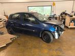 Renault Clio pour pièce 1.5 dci accidenté 2009, Auto-onderdelen, Ophalen, Renault