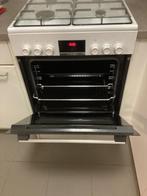 Gasfornuis, Elektronische apparatuur, Fornuizen, Ophalen, 60 cm of meer, 4 kookzones, Zo goed als nieuw
