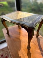 antieke, vergulde dienbladtafel met sierlijke poten, Ophalen