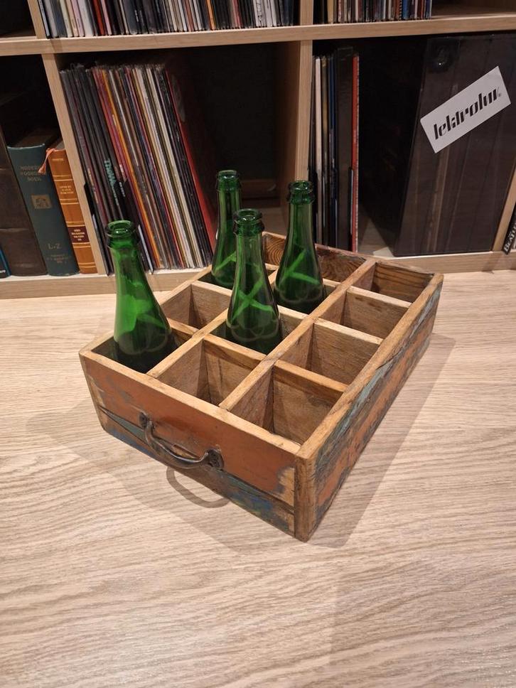 Houten Krat One World Interiors, Antiek en Kunst, Antiek | Overige Antiek, Ophalen of Verzenden