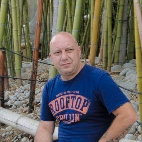 Berichten en contackten, Contacten en Berichten, Man zoekt Vrouw