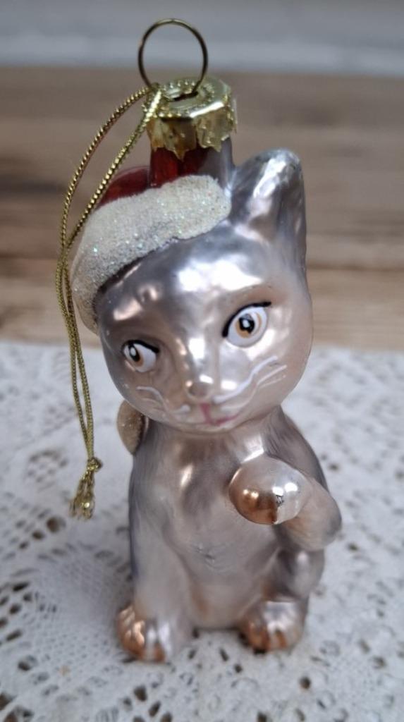 Glazen kerstbal poes / kat met kerstmuts KERST, Diversen, Kerst, Gebruikt, Ophalen of Verzenden