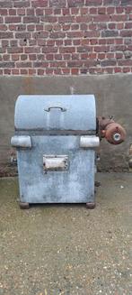 Antieken wasmachine met koperen wastrommel., Enlèvement