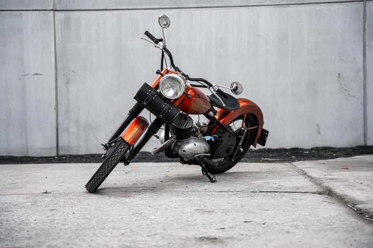 DKW RT 250 - Collector chassis 48 - 1955 Auto Union, Motoren, Motoren | Oldtimers, Overig, 11 kW of minder, 1 cilinder, Ophalen